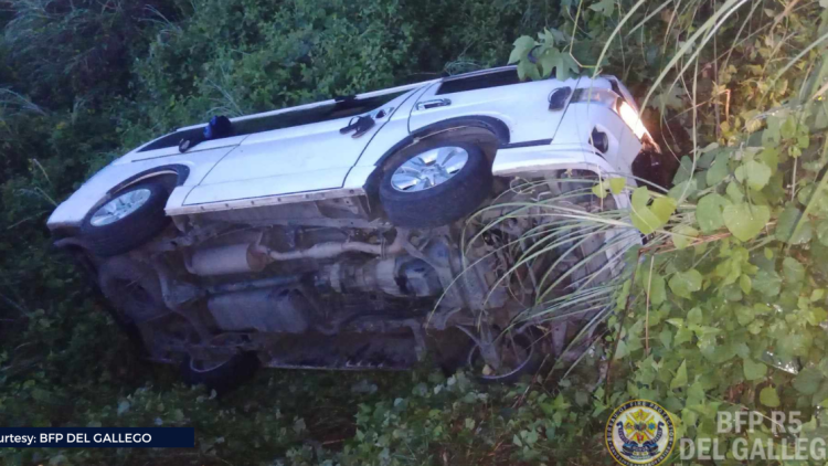 Limang indibiduwal, sugatan matapos mahulog ang van sa bangin sa Del Gallego, Camarines Sur