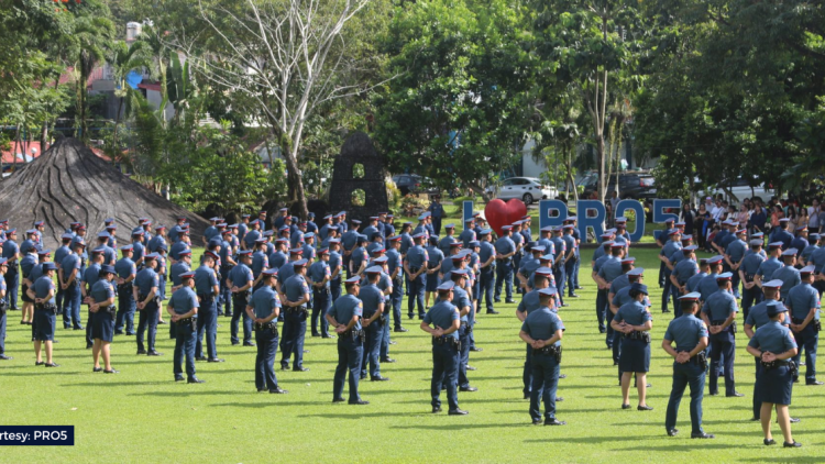 Higit 2,000 Pulis Bicol, promoted na